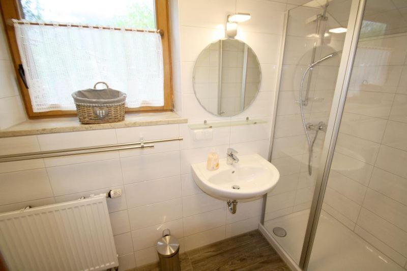 Bachbauernhof Apartment บายเริส์ช กมาน ภายนอก รูปภาพ